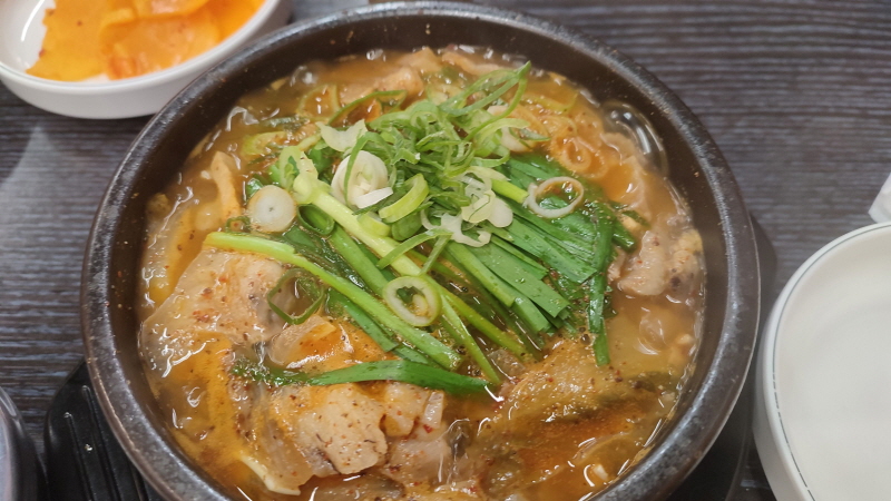  충무로맛집 국밥맛집 '뚝백도' 머리뚝백