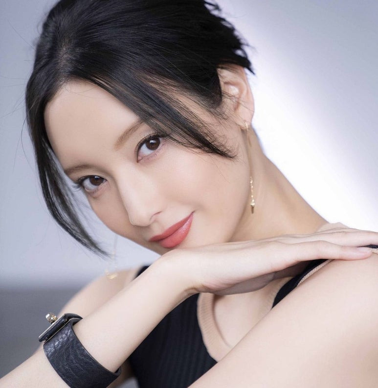 나나오 菜々緒 1