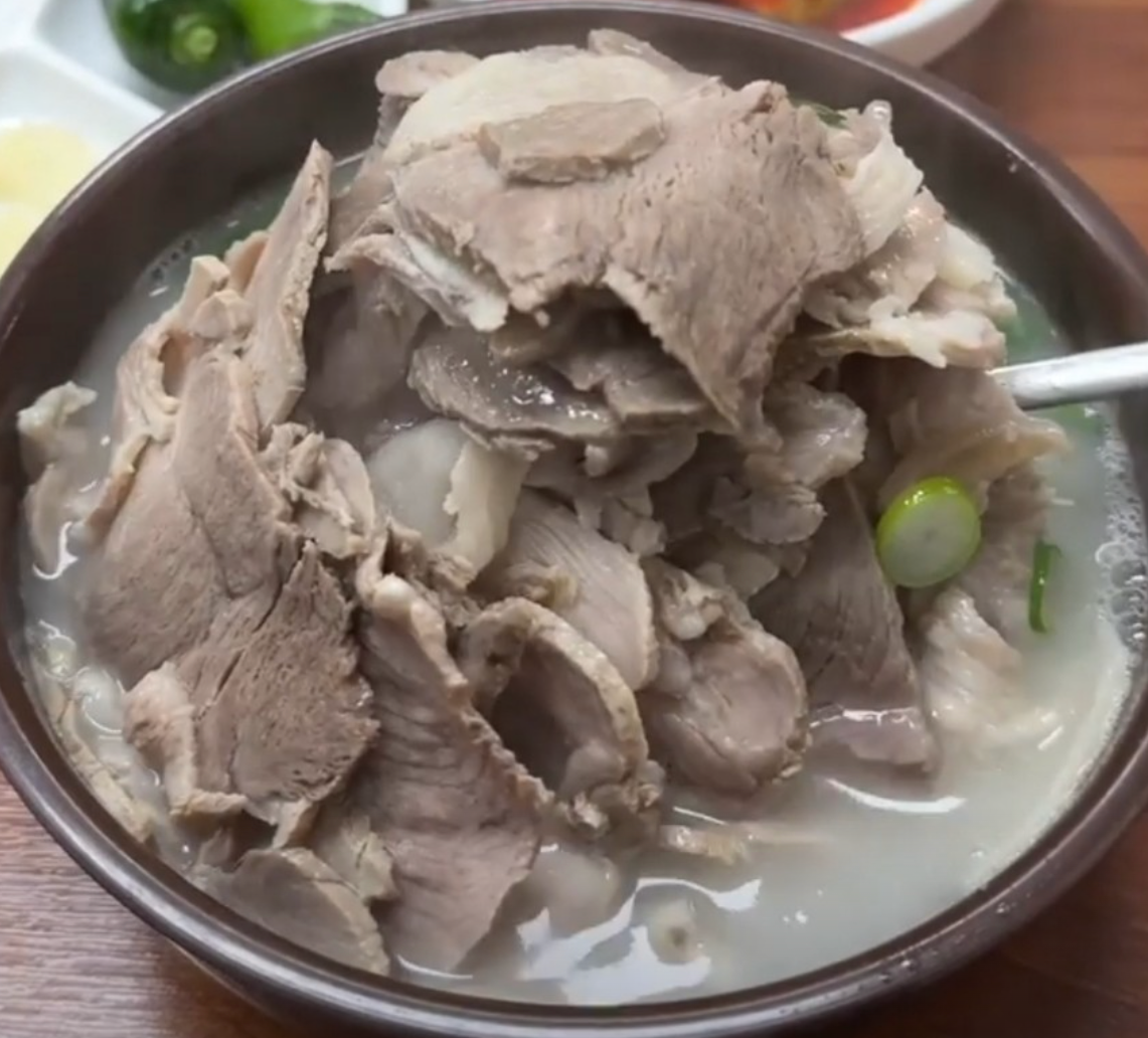 진 돼지국밥 이미지