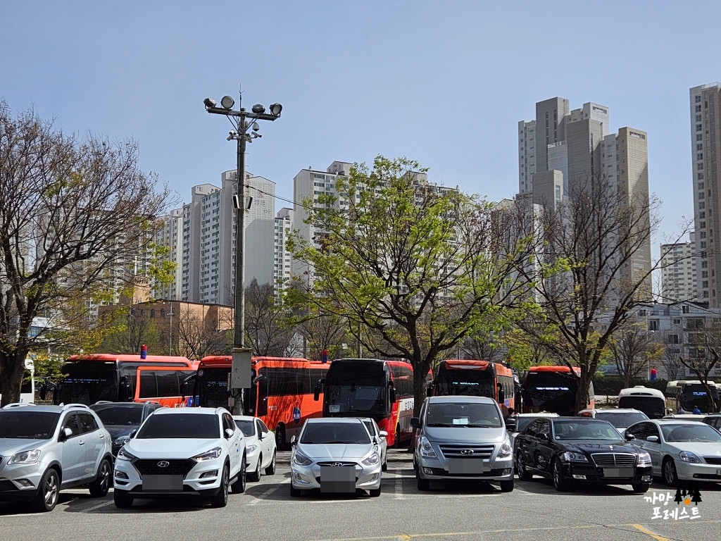 용인 한국 민속촌 주차장