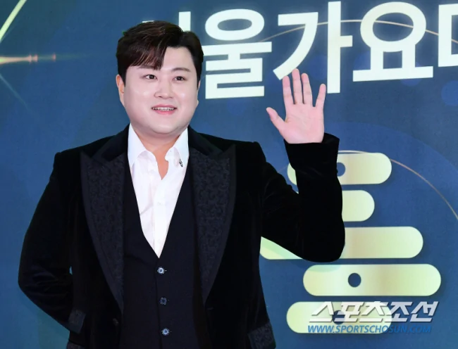 김호중