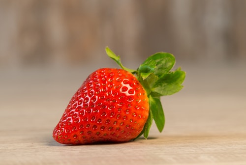 1. 피부노화방지 가장 좋은 과일 딸기