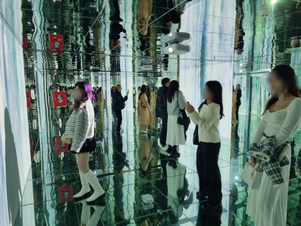 하노이 반 고흐 3D Mapping 문화 예술 전시