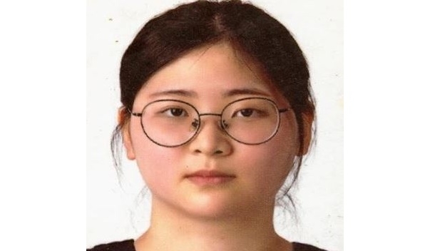  온라인 과외 앱으로 20대 여성을 만나 살인한 '정유정'의 신상정보가 공개되었습니다.