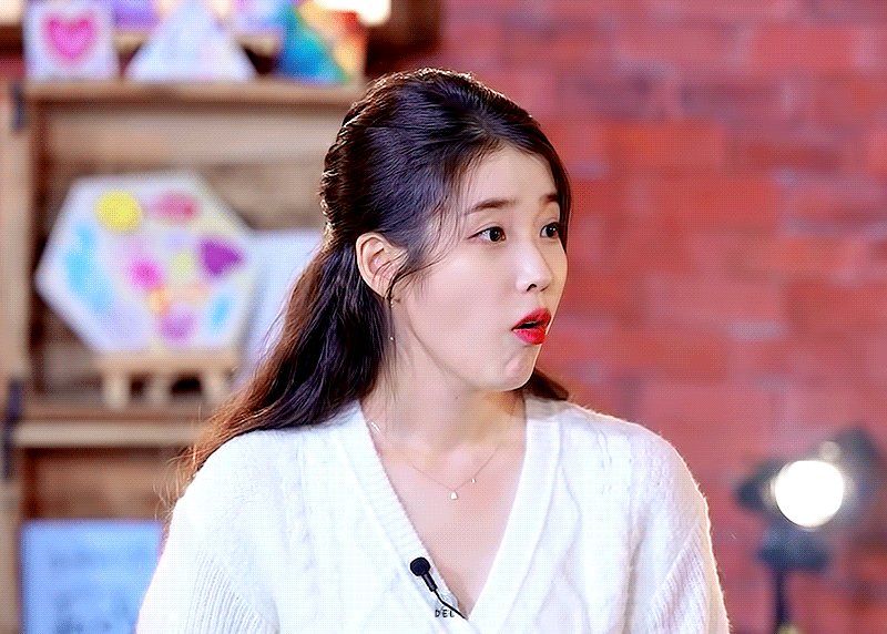 [연예] [움짤]         아이유 (IU 이지은) with 악뮤 -  와이드섬