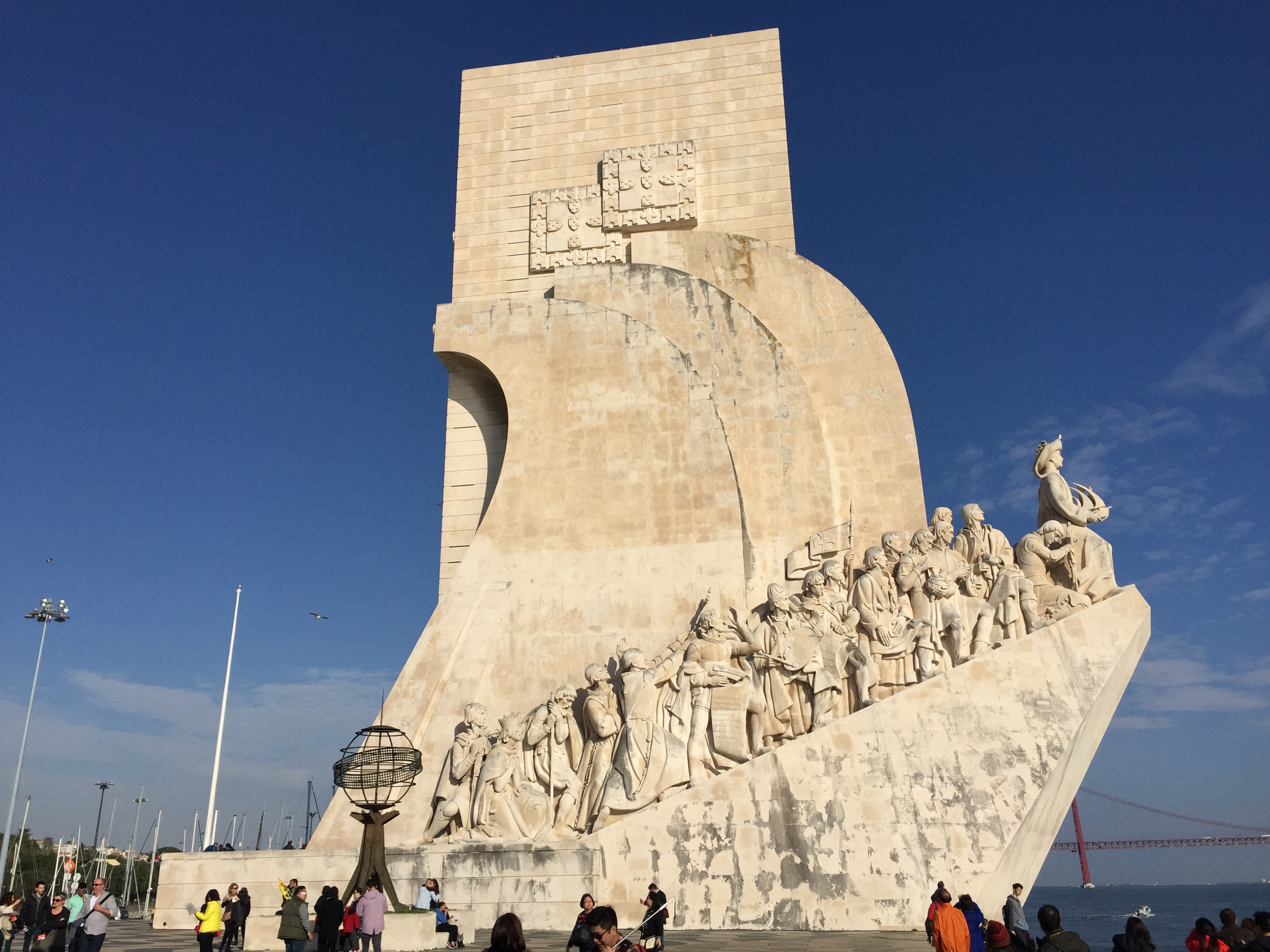  포르투갈 리스본 여행기 1일차 (3편) - 벨렝지구, 발견기념비 Padrao dos Descobrimentos, 4월 25일 다리 Ponte 25 de Abril, 파스테이스 드 벨렝, 리스본 에그트라트 원조집, 포르투갈 에그타르트