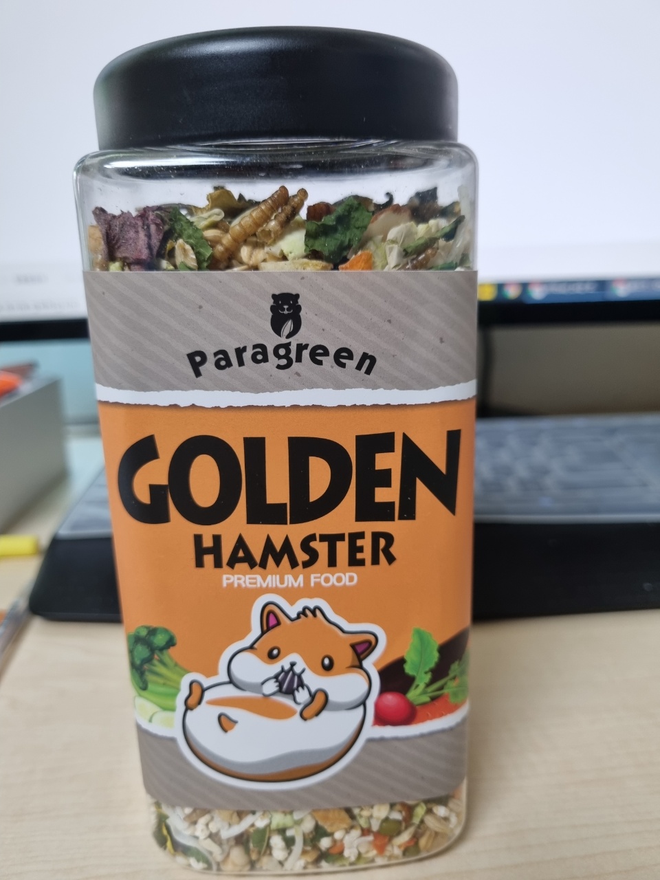  햄스터 먹이 비교해 봤어요~