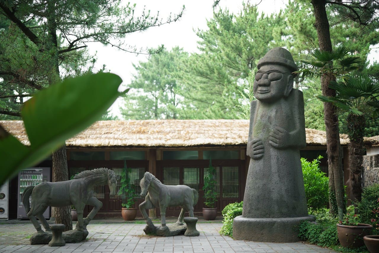 돌하루방 식당