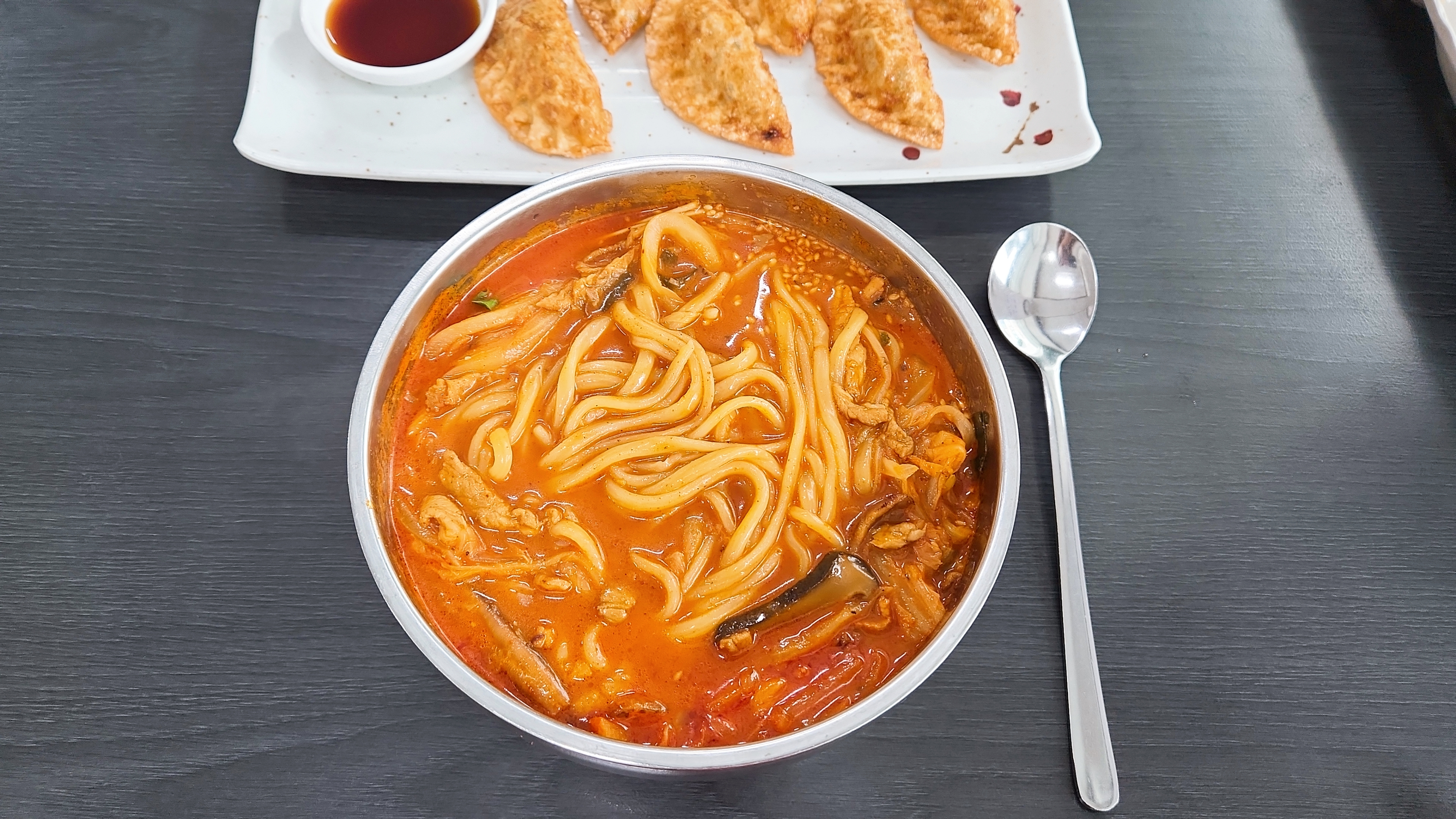  해장으로도 식사로도 좋은 매콤한 짬뽕 맛집 창원 상남동 몽짬뽕