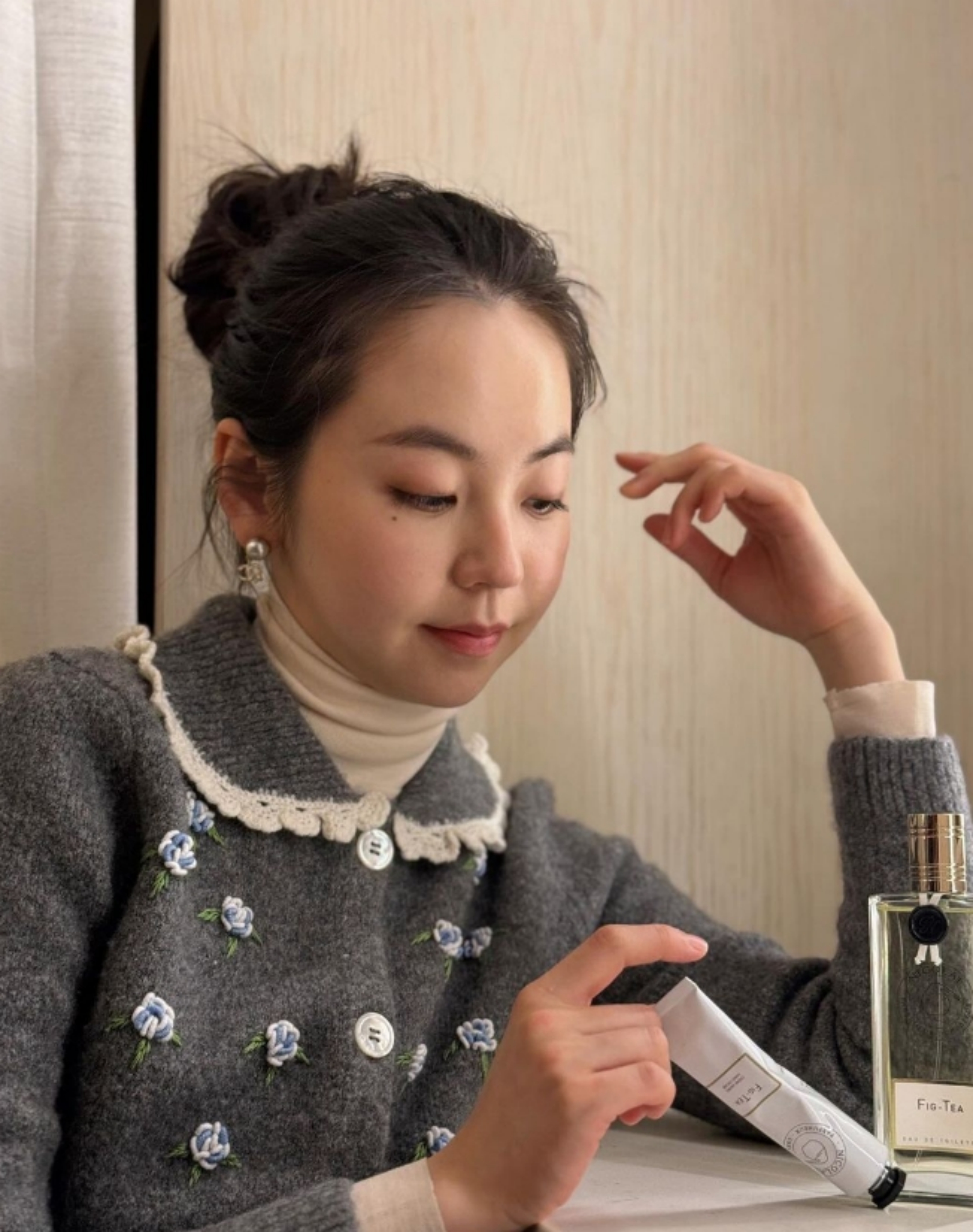  안소희 가디건 코디 데일리룩 너무 깜찍한거 아니야