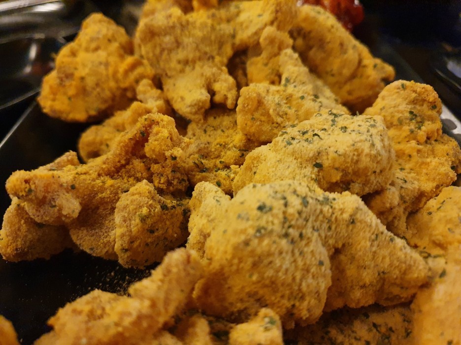  치킨과 사랑에 빠지고 다양한 치킨의 맛본! 다사랑치킨 가오점