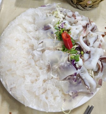 활오징어회 산오징어물회