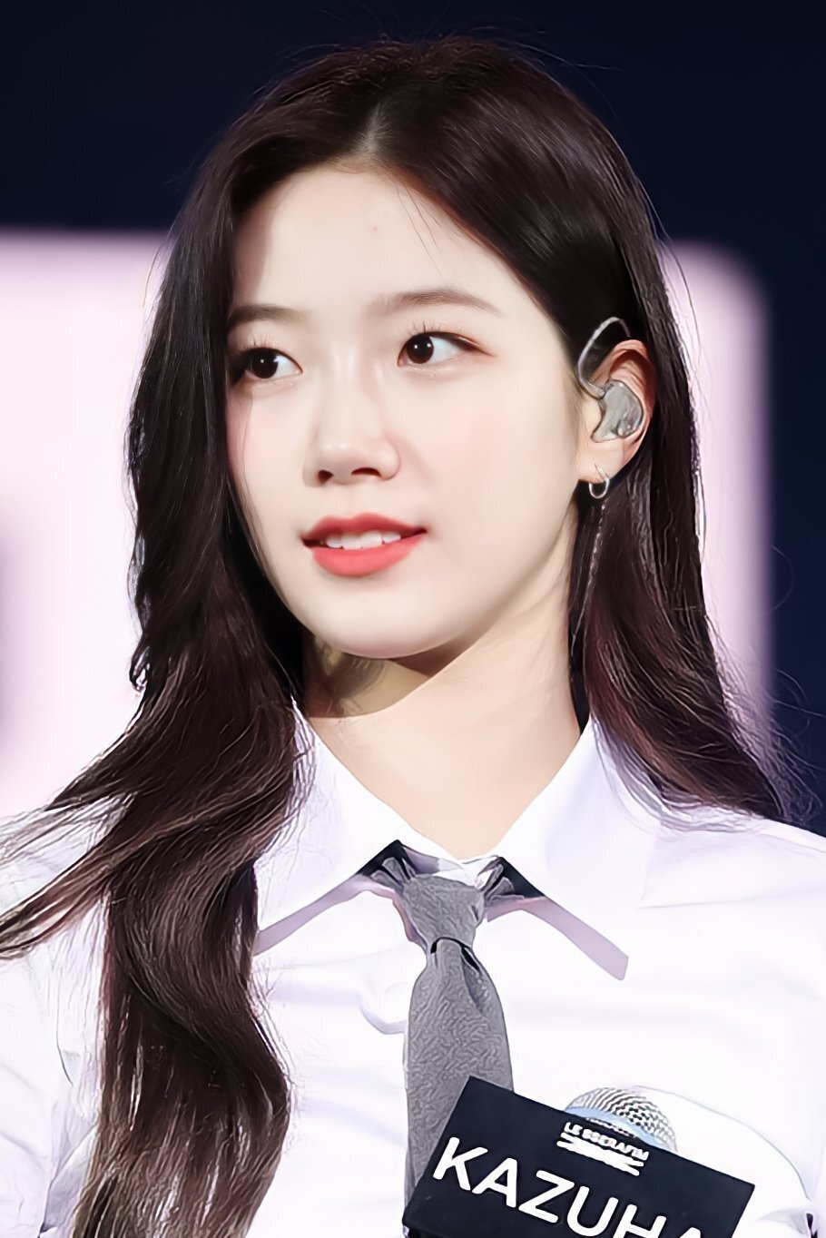  수지 + 미나 닮은 르세라핌 카즈하 쇼케이스 사진들 모음