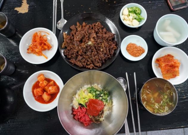 천황식당 비빔밥