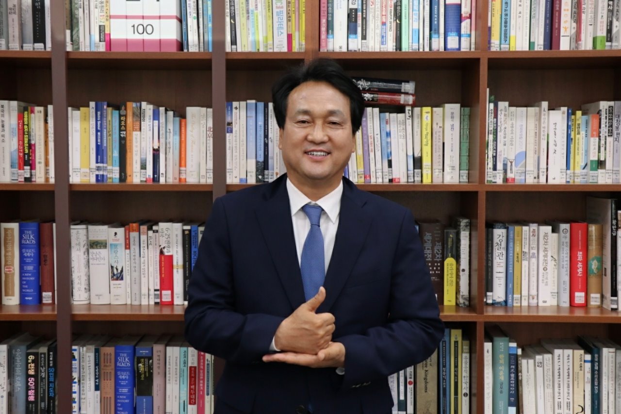 안민석, 비서가 남욱 처남 "이 무슨 신의 장난인가"