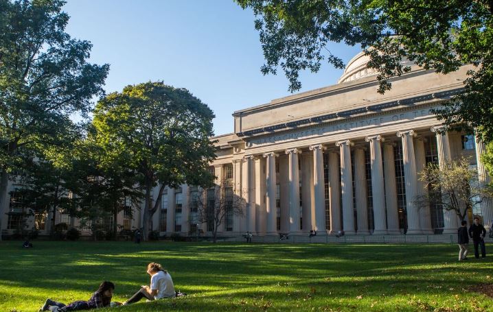Massachusetts Institute of Technology&#44; MIT