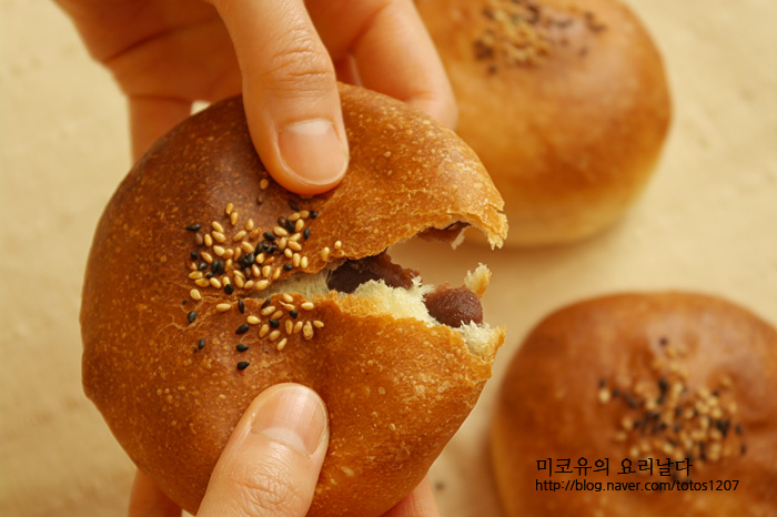 단팥빵 이미지