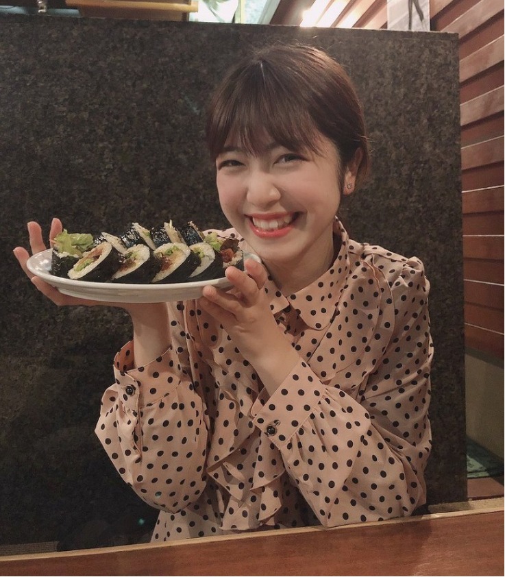  돌솥비빔밥과 김밥을 잘 먹는 친한파 고딩 그라비아 모델 요시다 리오(吉田莉桜) 2021 프라이데이 그라비아 화보