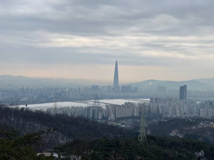 아차산-등산코스-제2롯데타워-서울전경
