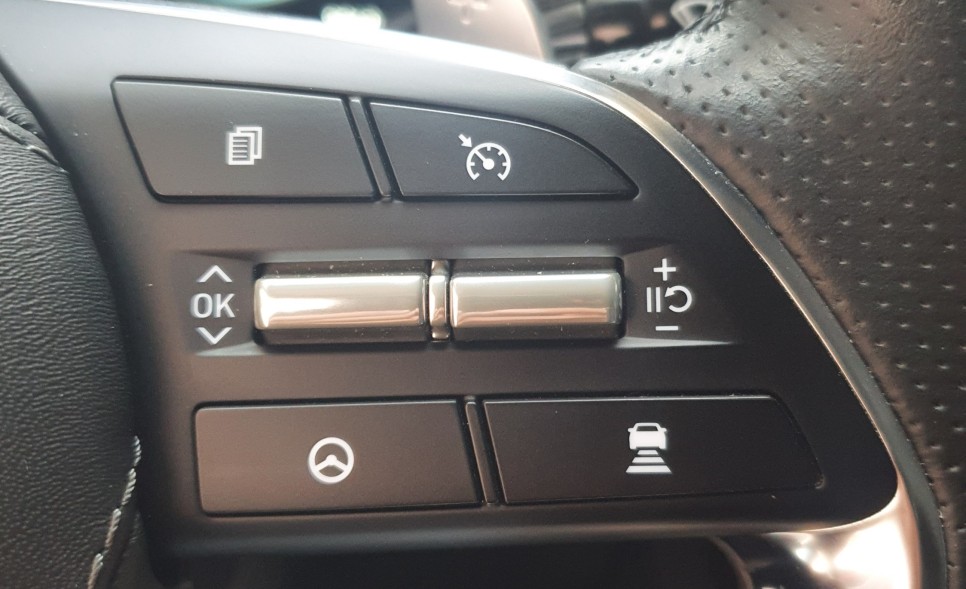 같은 자동차 옵션 종류 반드시 필요하지 않은 것 2