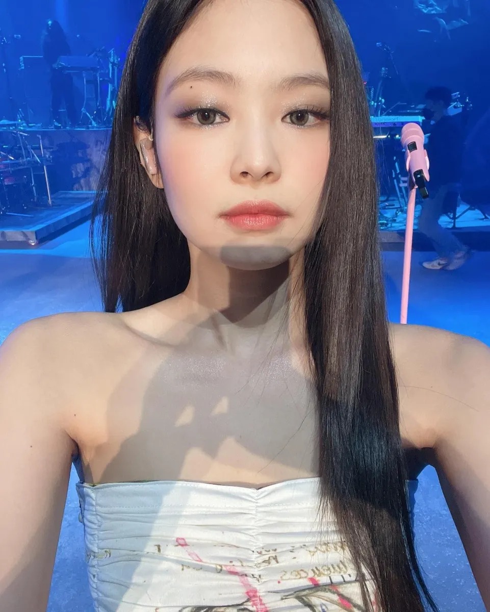  블랙핑크 제니 더쇼 라이브 인스타그램 셀카 사진 업데이트 210201
