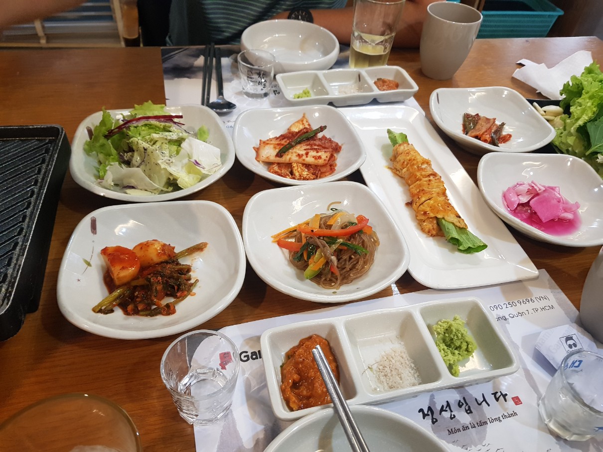 호치민 맛집 7군 푸미흥 강남비비큐 - 기본 반찬