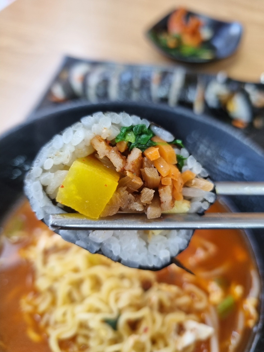 유정김밥 이미지