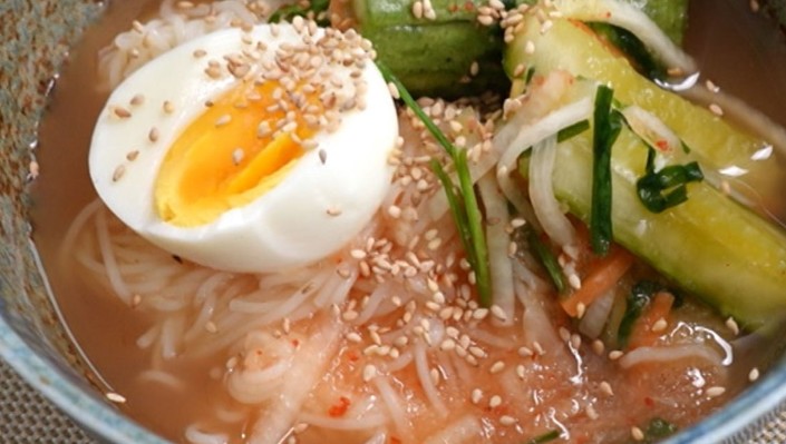 오이소박이물김치국수