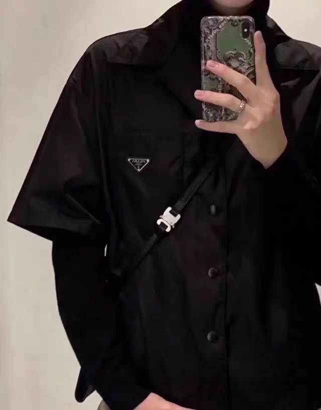  [PRADA] 프라다 리나일론 반팔 셔츠 SC449_1WQ8_F0002_S_182 (2 COLOR)