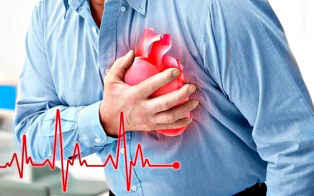 심장마비 전조증상 7가지,가슴통증,30일전 심장마비 증상,팁줌