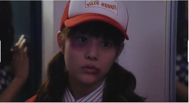  사카구치 켄타로 여친으로 잘알려진 일본의 톱 스시녀 여배우 타카하타 미츠키의 도코모 X 블루종 치에미 CM 광고