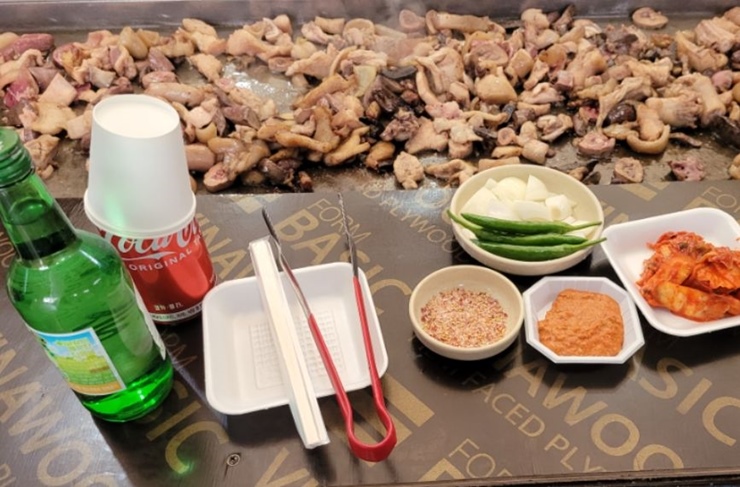 부속구이-소주-콜라