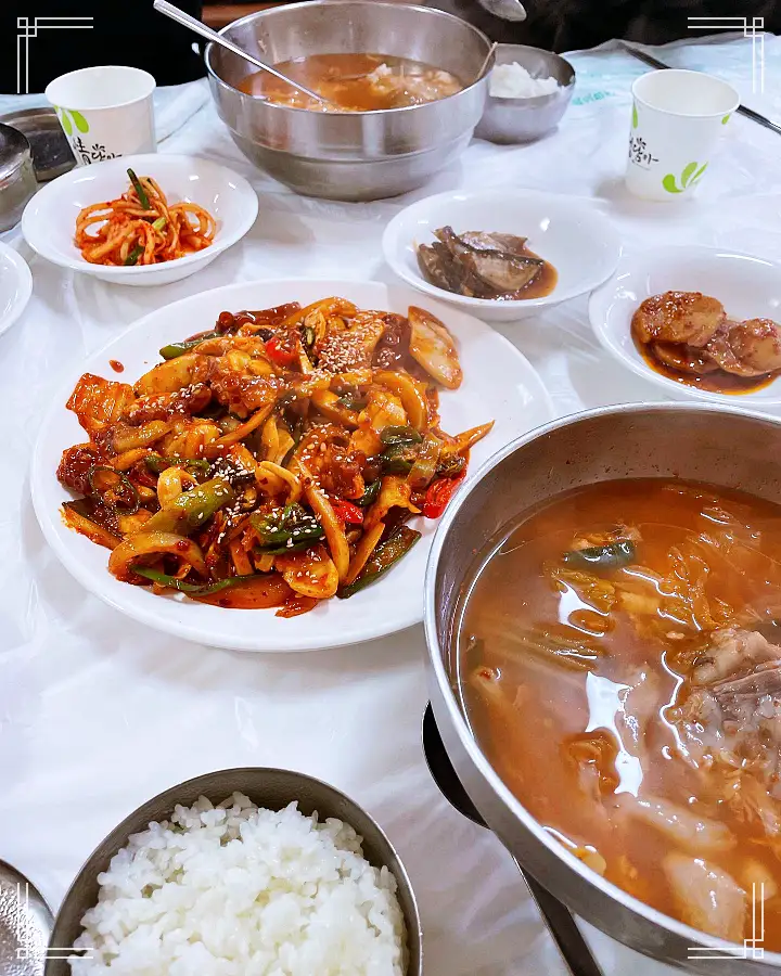 식객 허영만 백반기행 60년 노포 문희경 편 곰치국 문어볶음 장치조림 울진 맛집 소개