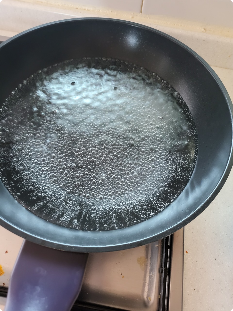 국수 물 끓이기