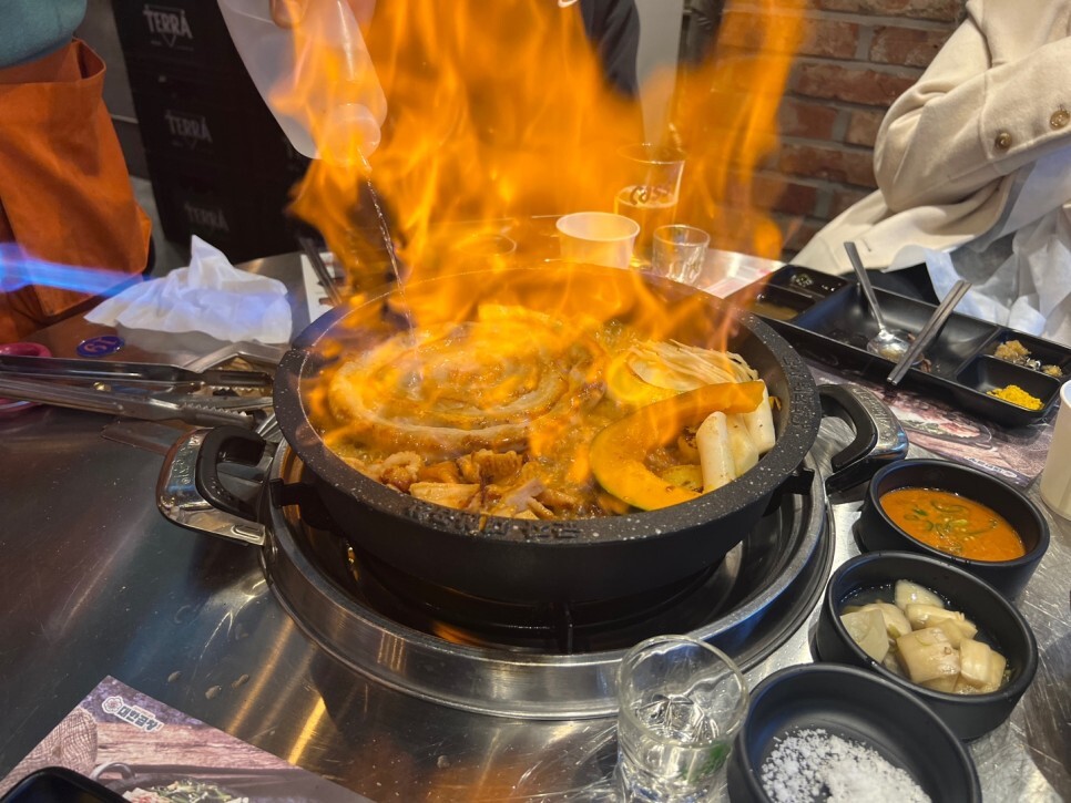  청주 동남지구 맛집 군자대한곱창 후기