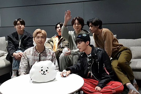 방탄 지민 [방탄소년단 지민] 3.19 Vlive :: 인스타 15