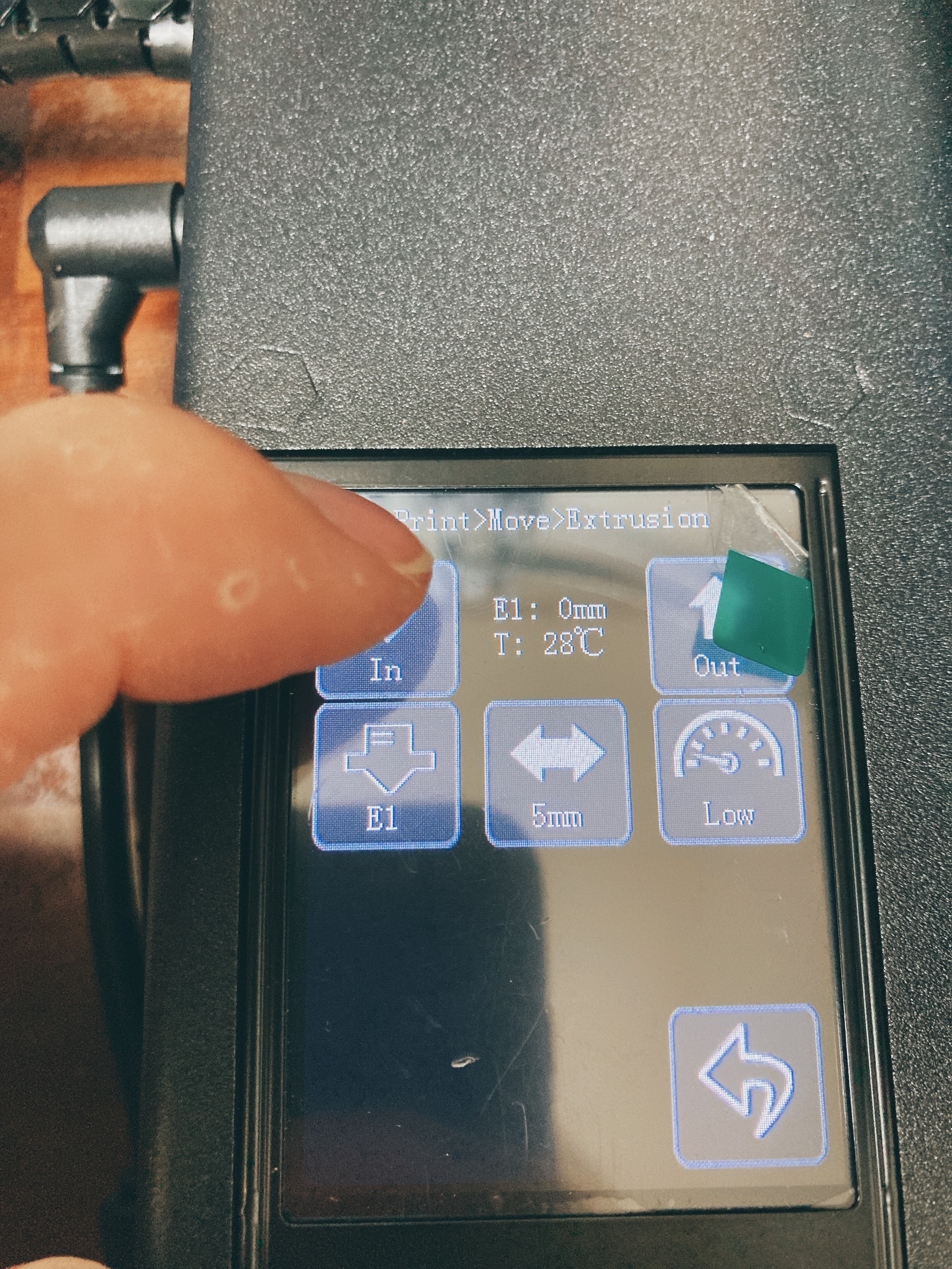 킹룬 KP3S 필라멘트 교체 방법_익스트루더 밀어내기 위한 메뉴 위치3