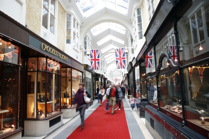 영국 쇼핑몰 CMBS 손실 위기. 글로벌 금융위기 이후 처음일 듯