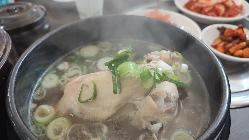  한방향이 좋았던 교대맛집 '내림손삼계탕' 복날방문후기