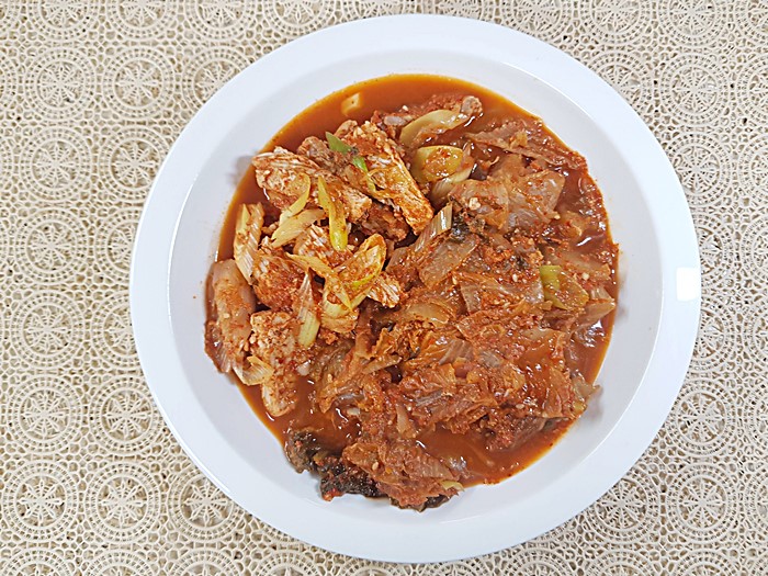 돼지고기 김치찜 맛있게 만드는 방법 돼지고기 김치찜 맛있게 만드는 방법