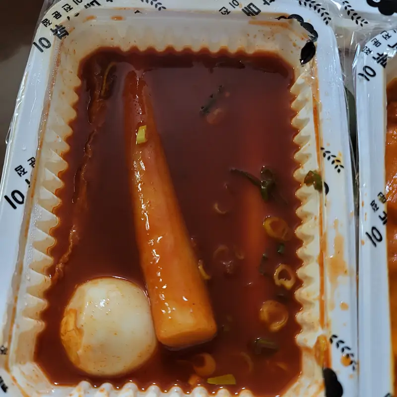 우리할매떡볶이-마라로제떡볶이-가래떡떡볶이-사진