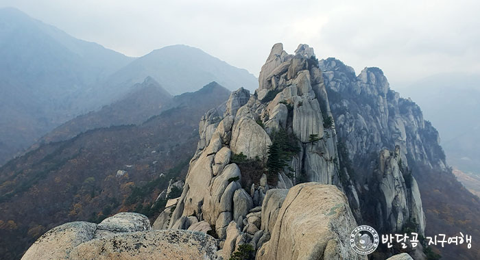 반달곰 지구여행 - 강원도여행&#44; 설악산국립공원&#44; 설악산단풍&#44; 흔들바위&#44; 울산바위&#44; 강원도 가볼만한곳