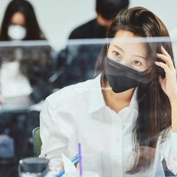 드라마 내일의 줄거리 배우 로운키 인스타 김희선 집의 위치 남편 박주영 나이 직업학력 프로필 혼혈 73