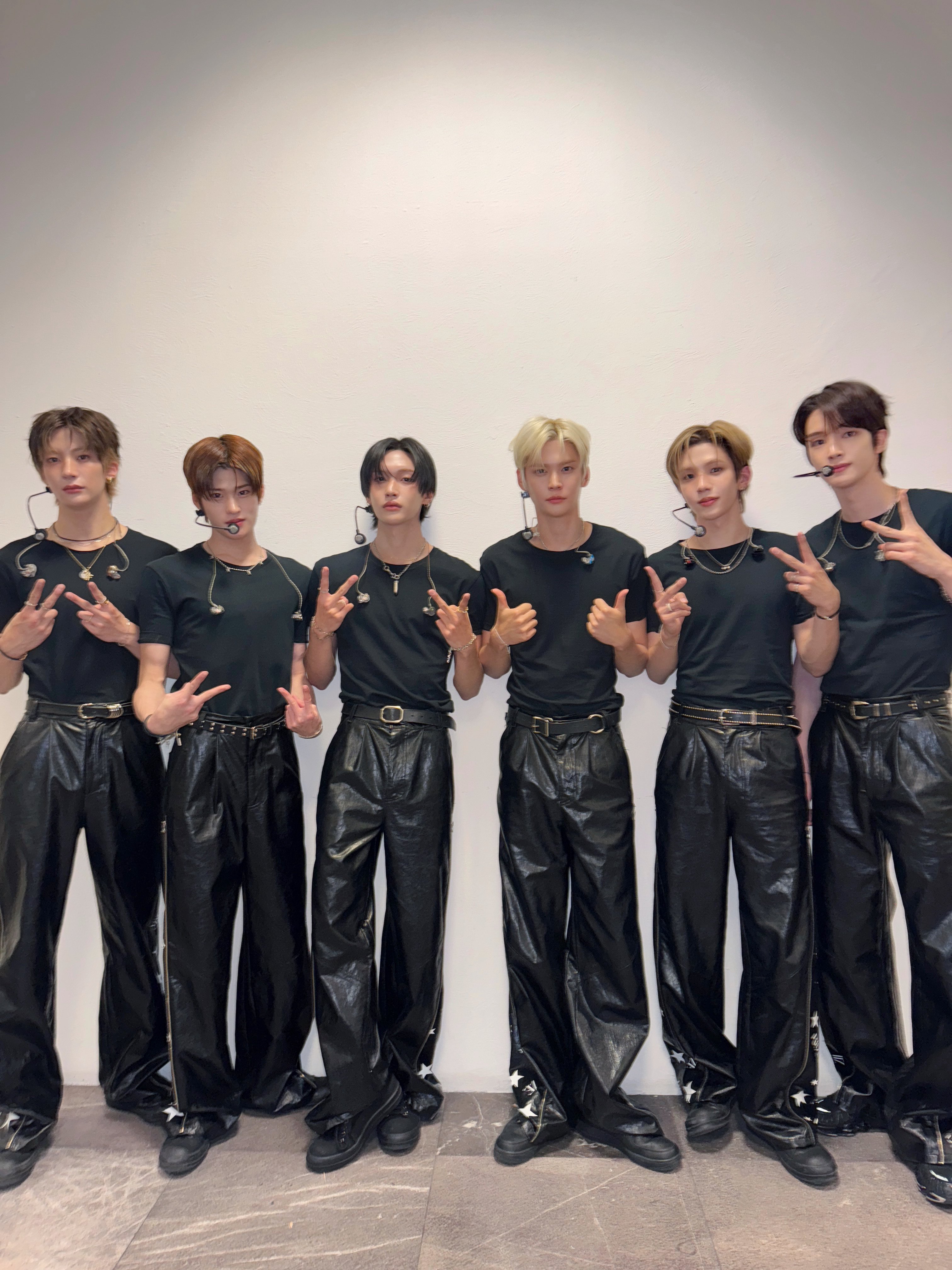 20250510슴타운멕시코트위터공계가족사진