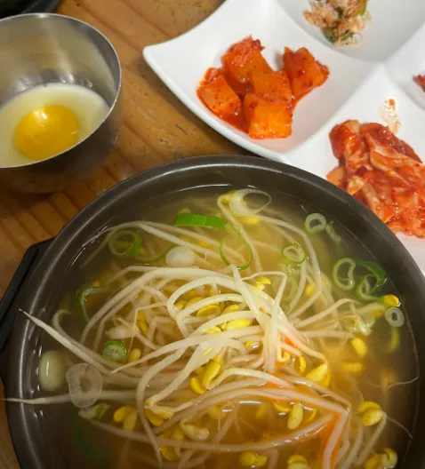 전주왱이 콩나물 국밥 전문점