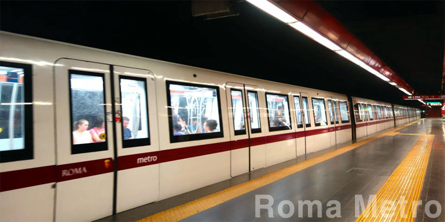 로마지하철-역내풍경