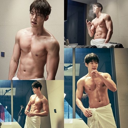  김우빈 본명/나이/어깨/연애/인스타 등 프로필 정보