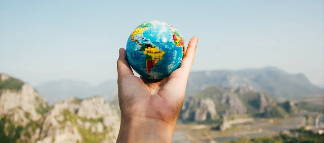  The Modern Landscape of Travel: History, Trends, and Top 10 Safest/Dangerous Countries