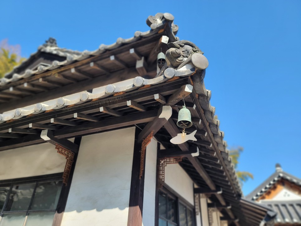 식민지배 아픔을 느낄 수 있는 동국사 15