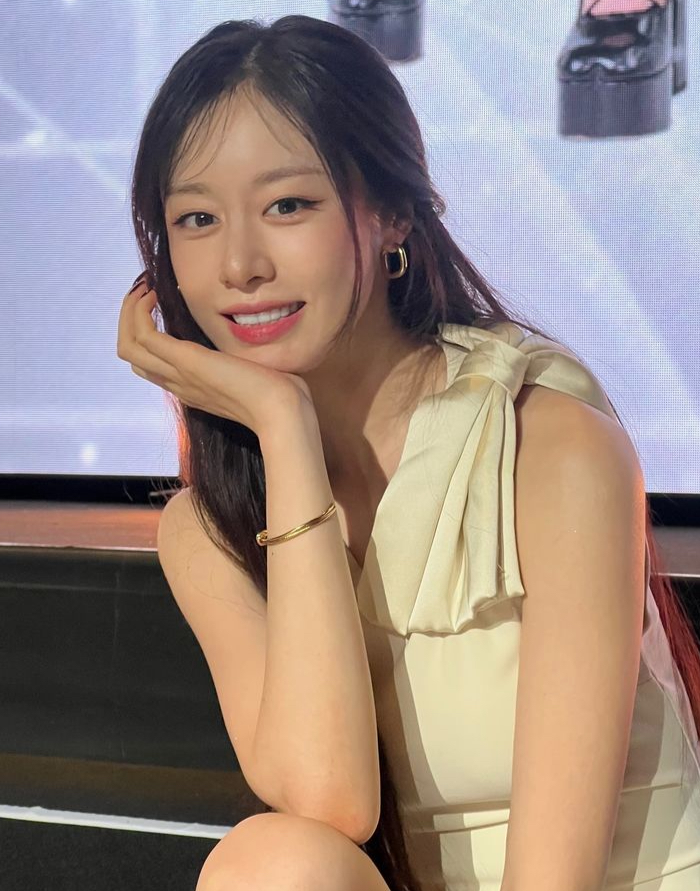 티아라 지연